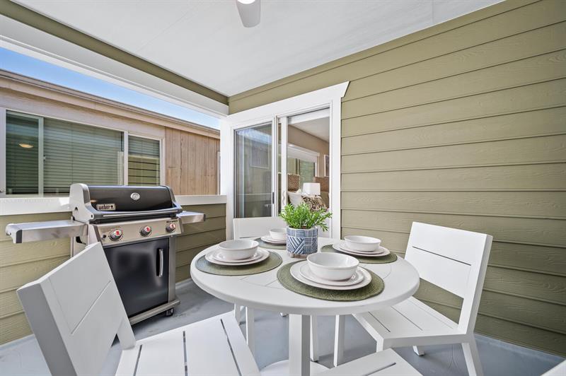 001 Covered patio  BBQ