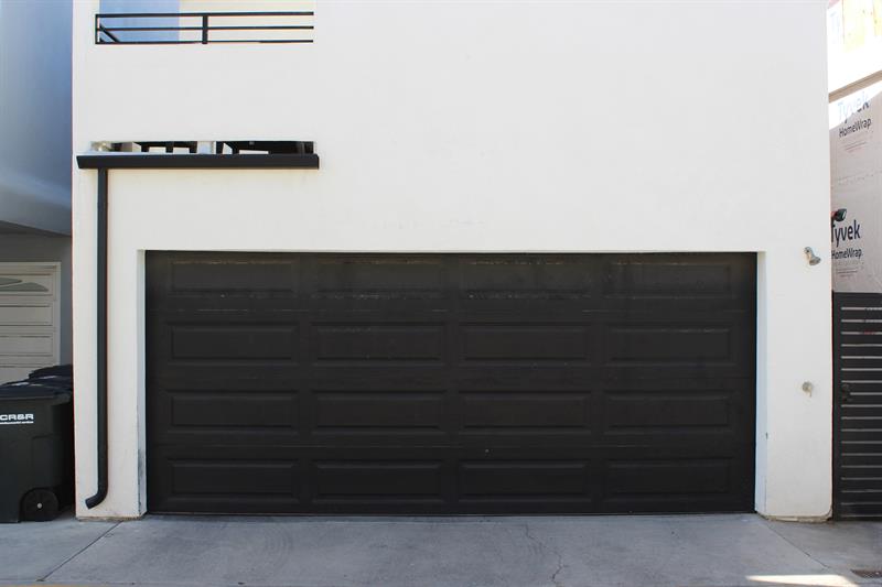 122 36th St Unit A  B shared garage