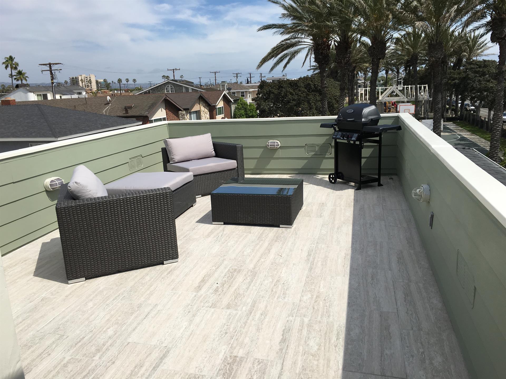 Rooftop deck