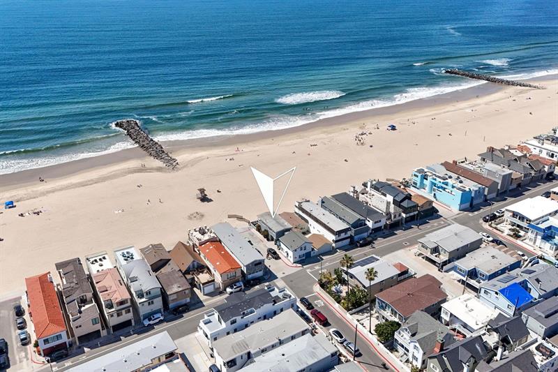 Aerial image of the area with pin on the home