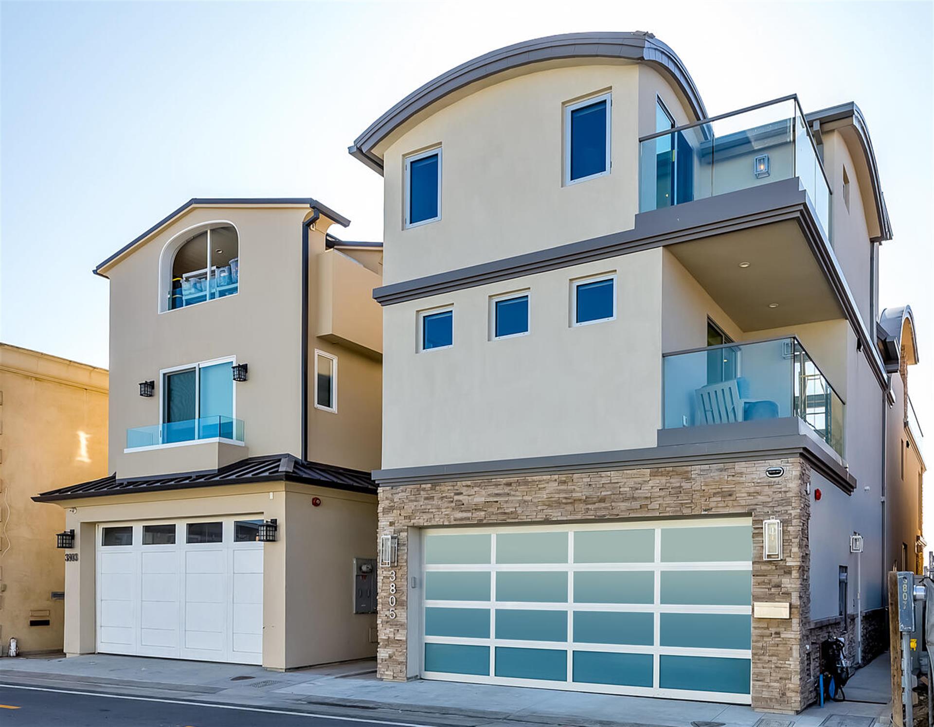 Streetview  garage parking