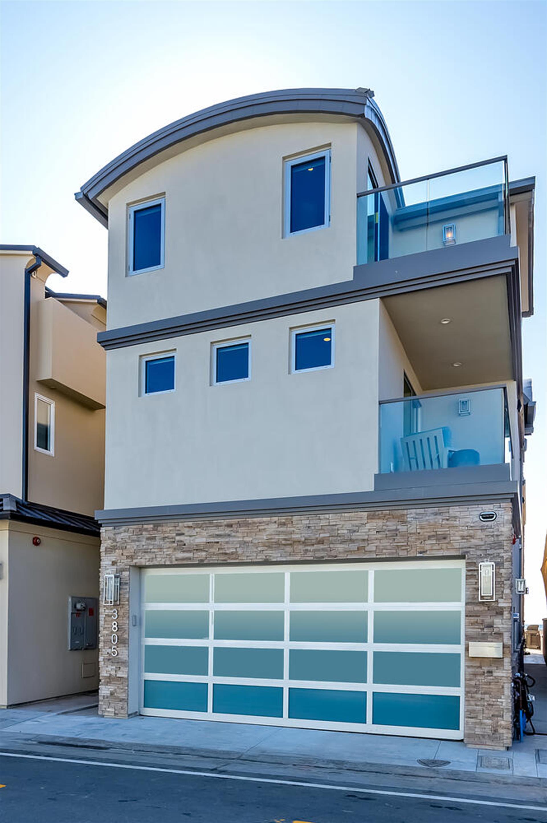 Streetview garage parking