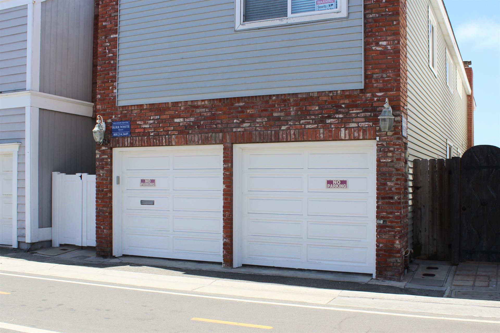 3903 Seashore Unit A shared garage parking