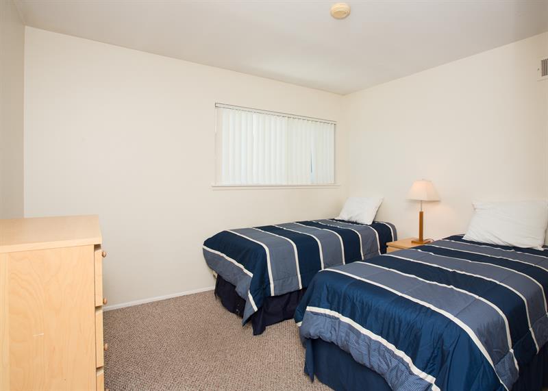 Unit B Bedroom 2 Twin