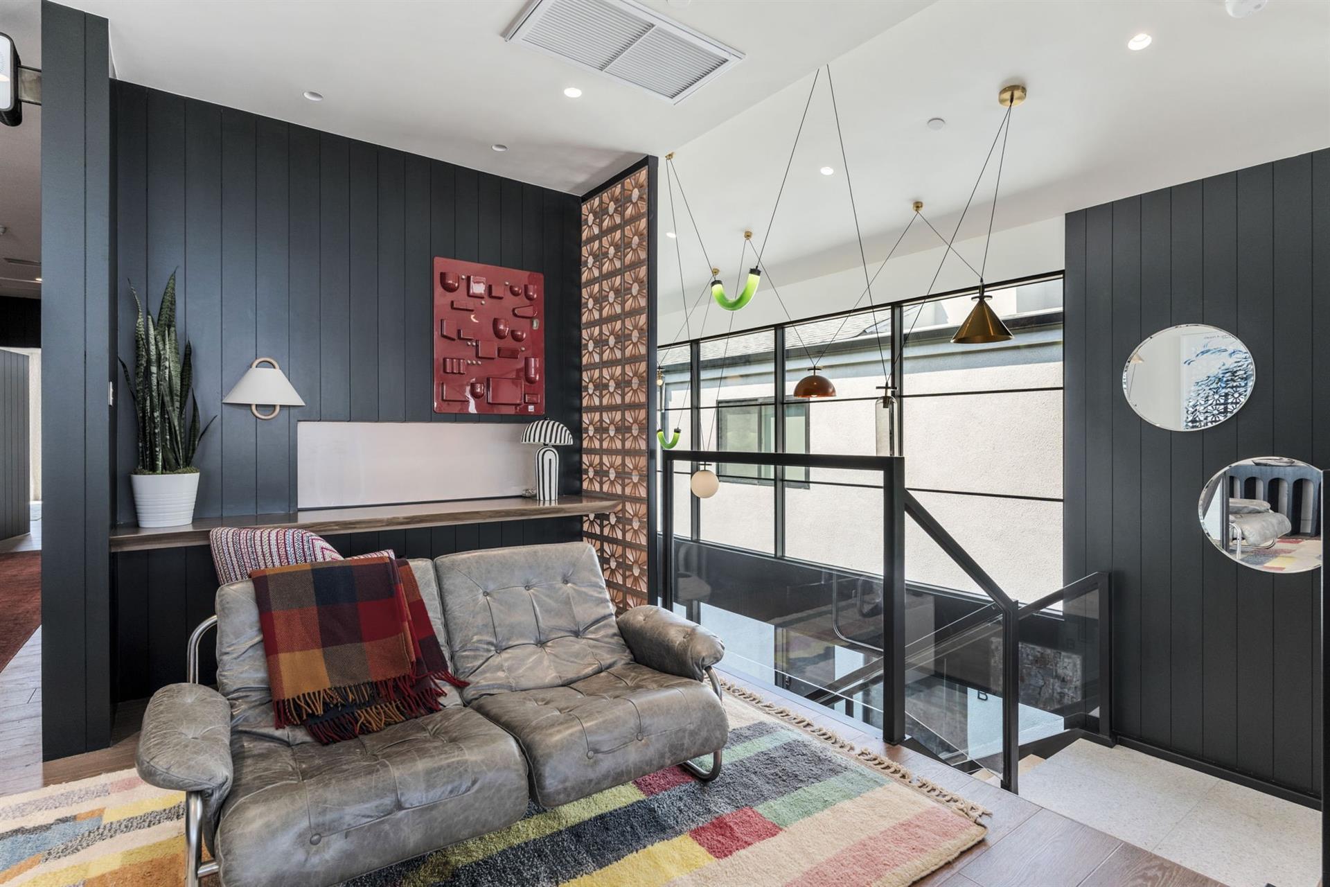 Second floor entryway  Desk area