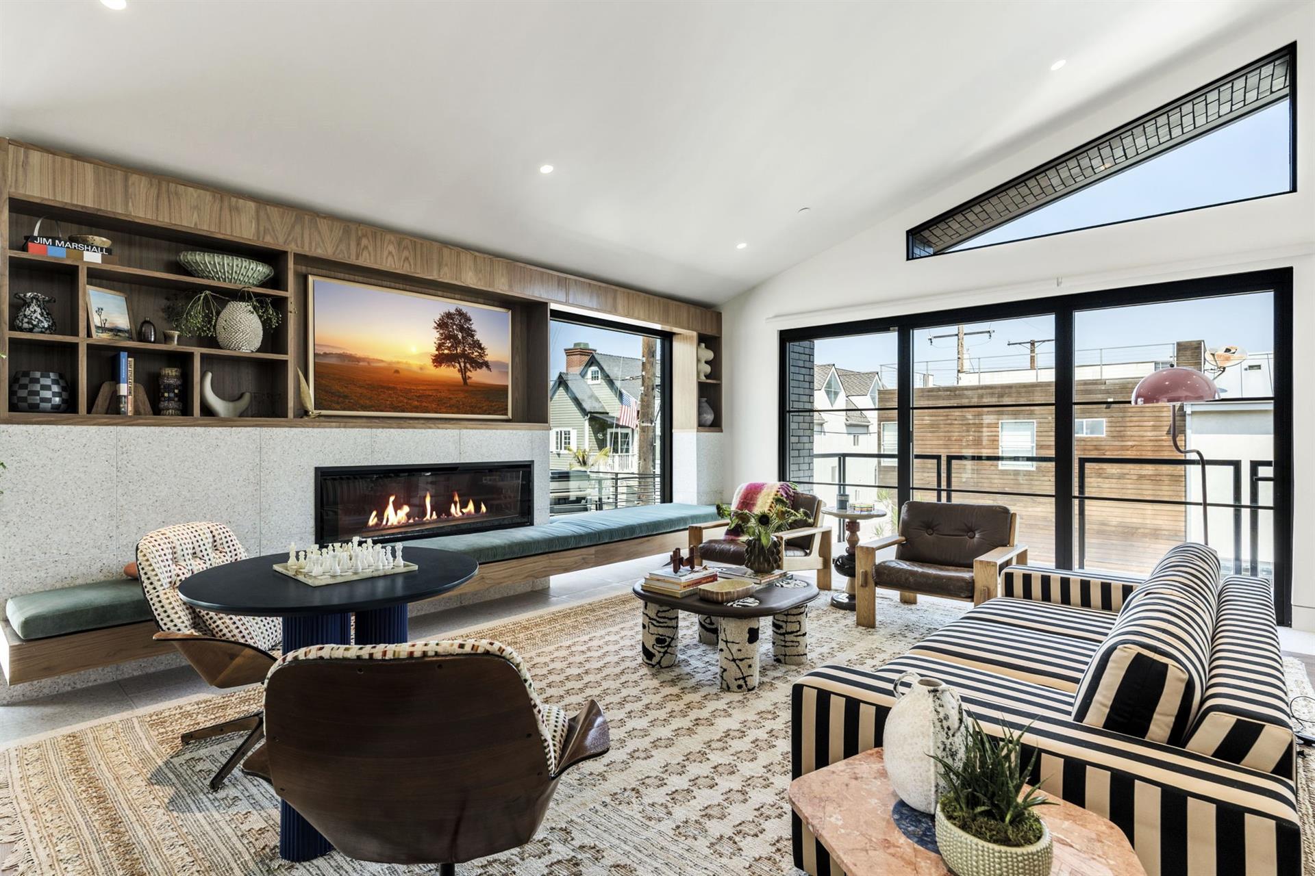 Second floor living area