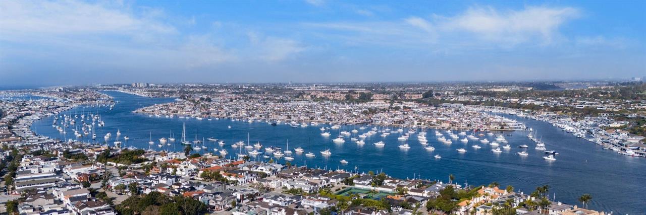 880749 46 Web Or Mls 2145 Seville Ave B