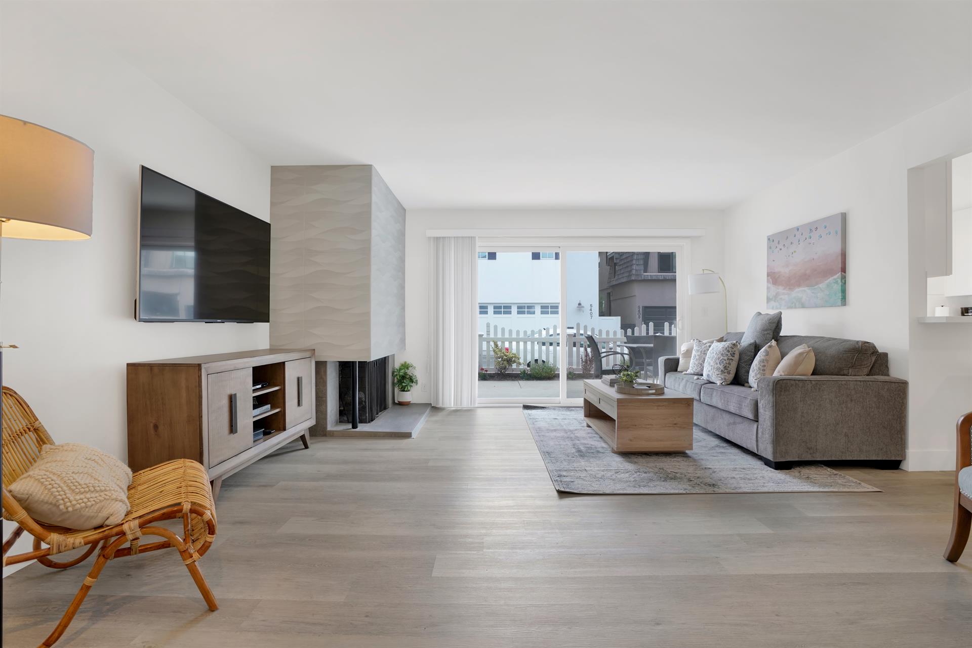 Living Room, Fireplace  Tv