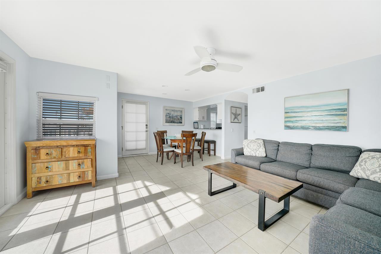 Living Room  Dining area