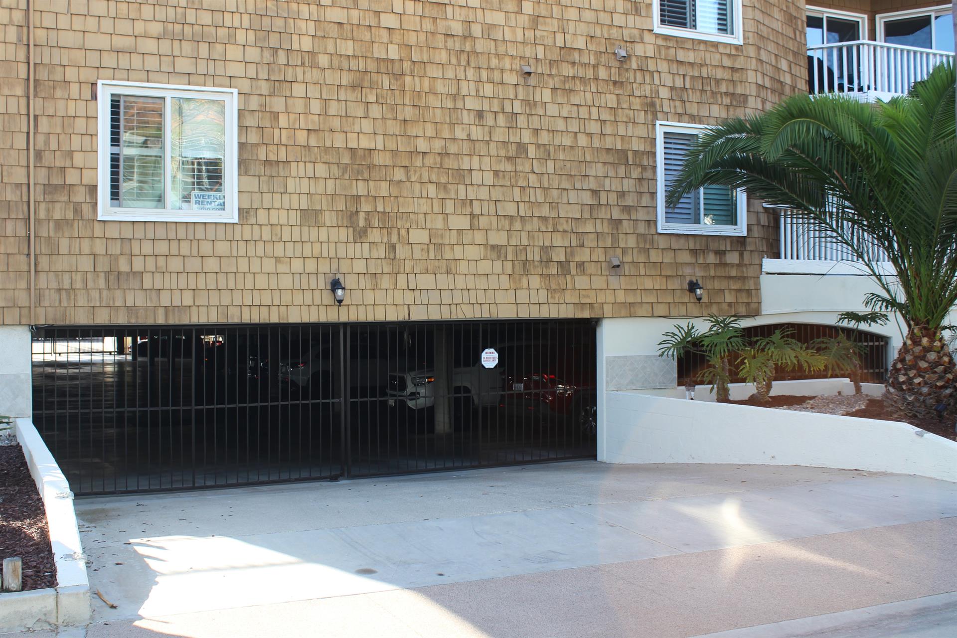 600 E. Oceanfront 3G  2B Parking