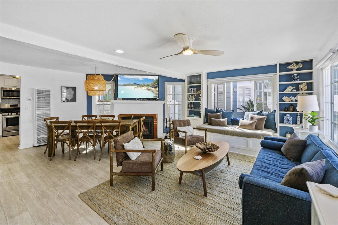 Entry way  Living area