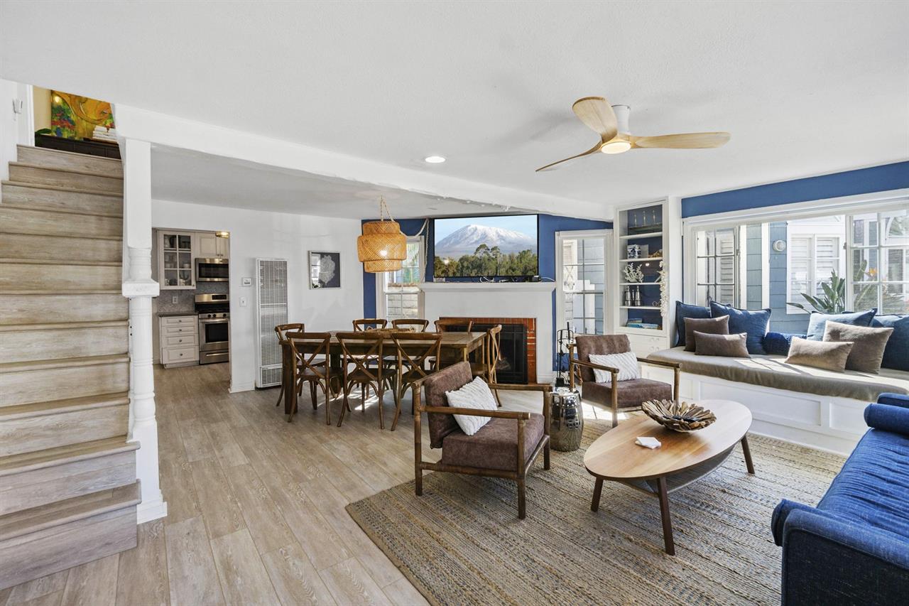 Entry way  Living area