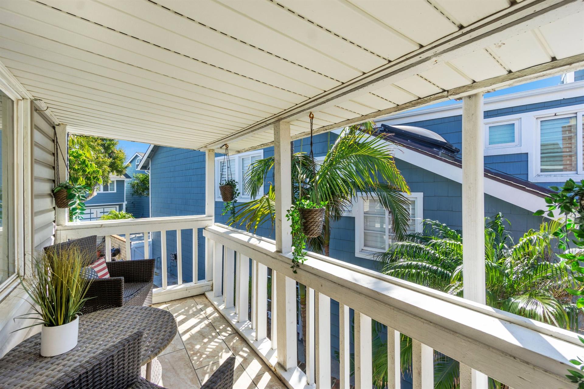 Upstairs patio off the hallway