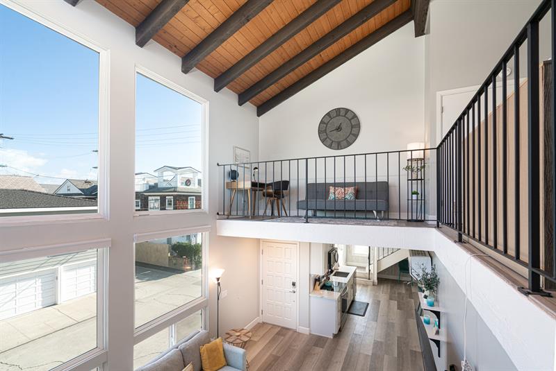 Unit B Birds Nest Living