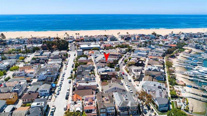 Aerial location with home pin