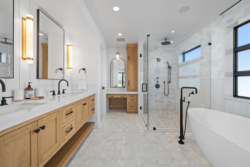 Master bathroom suite