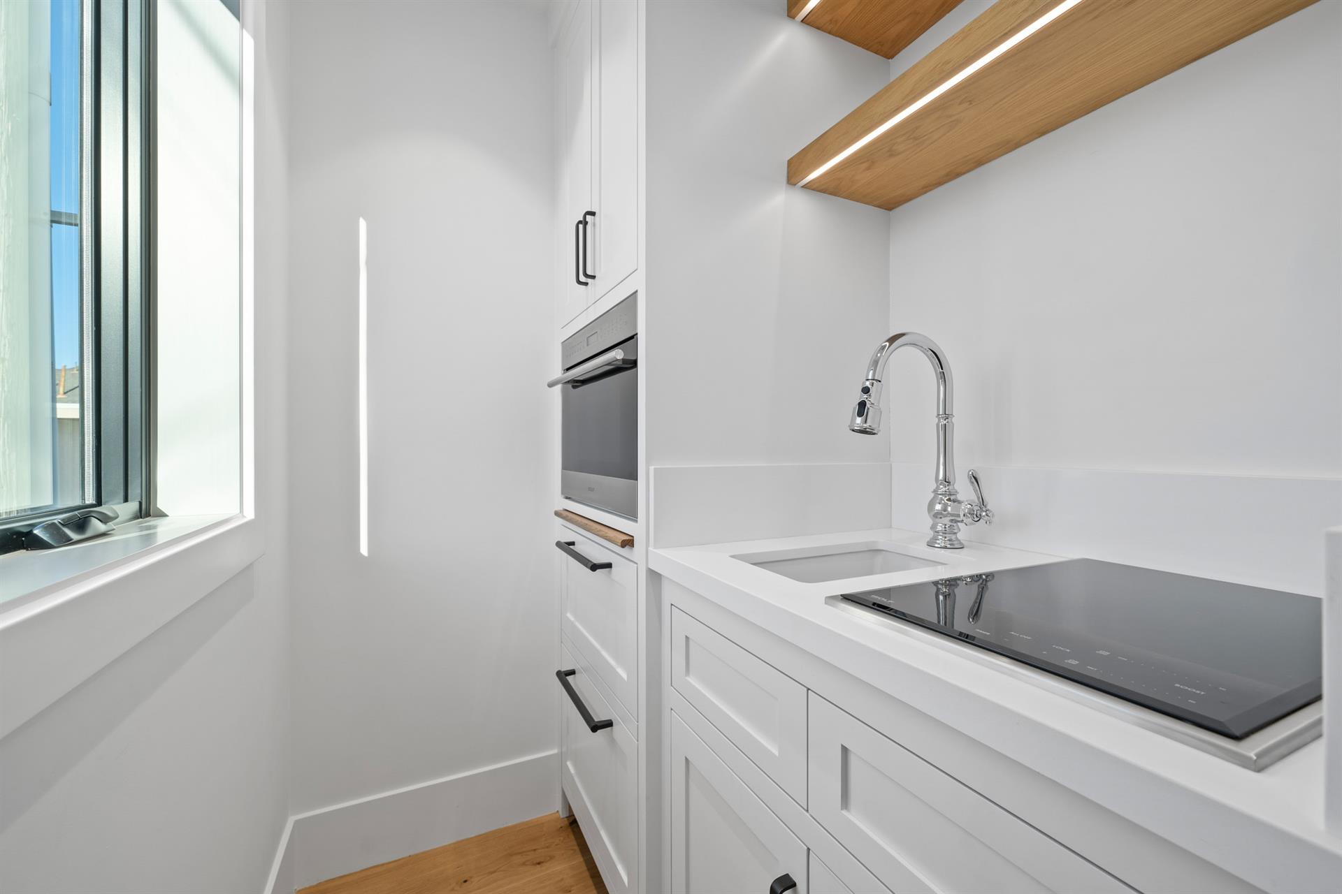 Fourth bedroom kitchenette