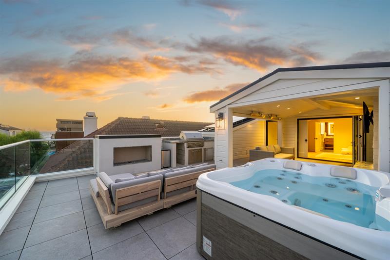 Main rooftop deck at sunset