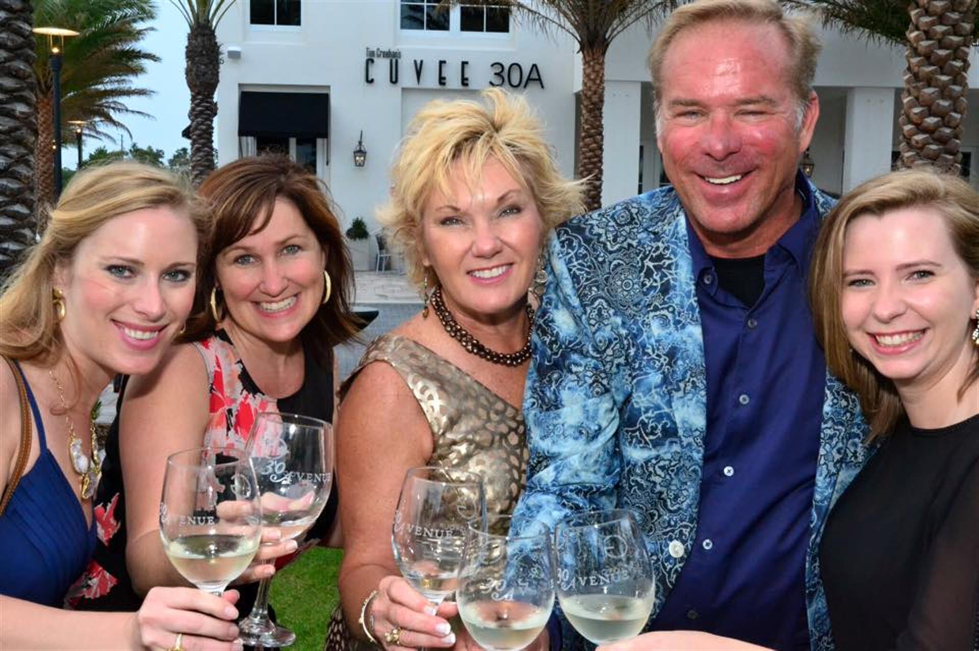 11201884_10153826833700110_6212081780581108220_n