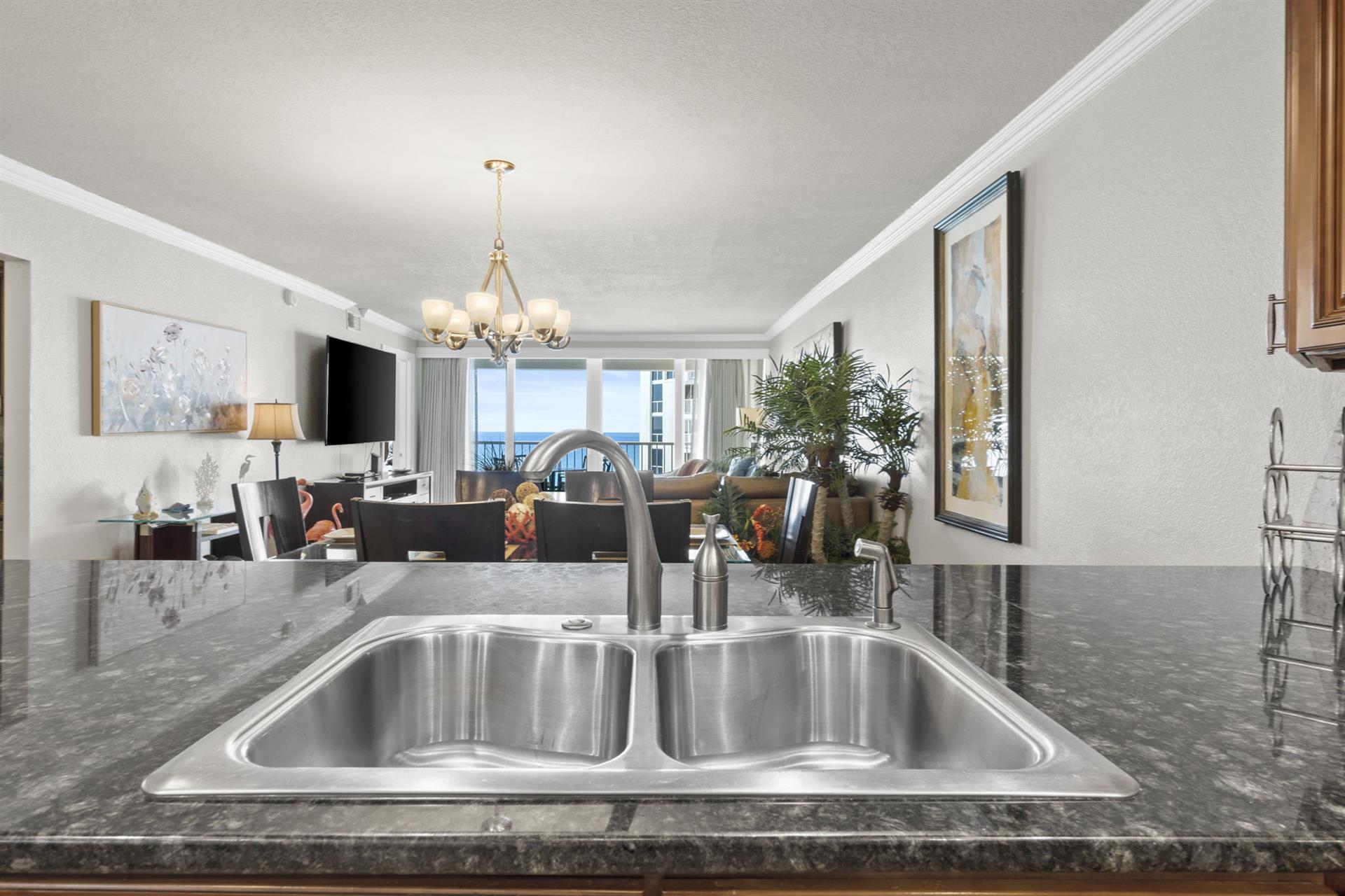 Kitchen with all the comforts of home