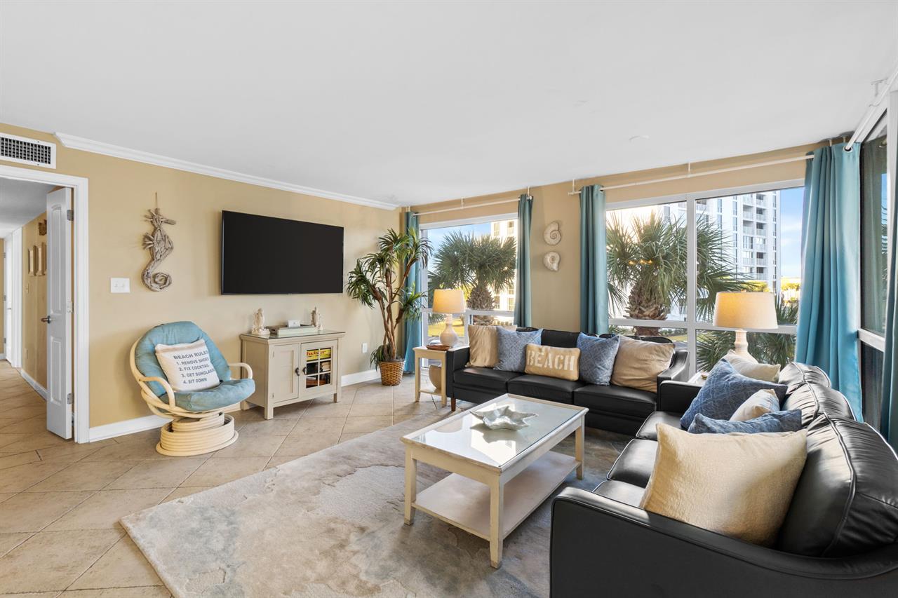 Living Room With Big Tv.