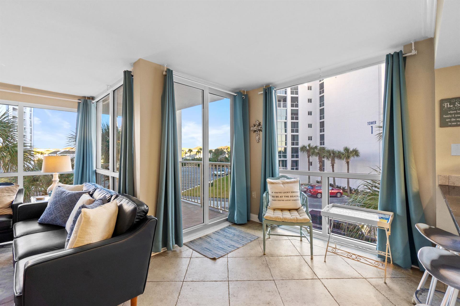 Living Room going to balcony.