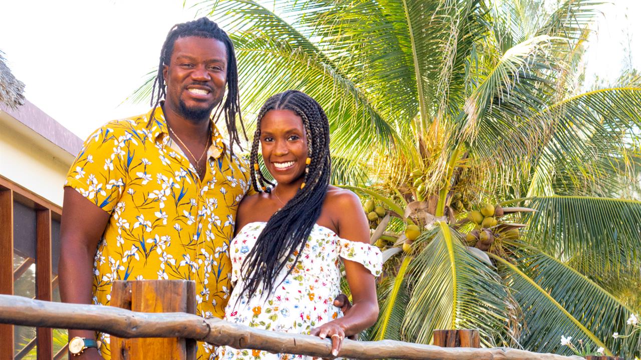 13721 Resizedcouple B