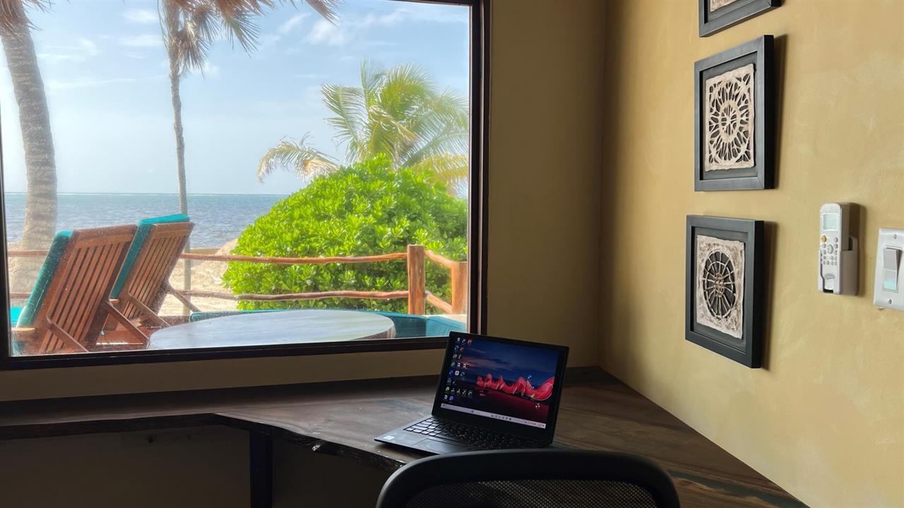 13730 Workingfromhome B