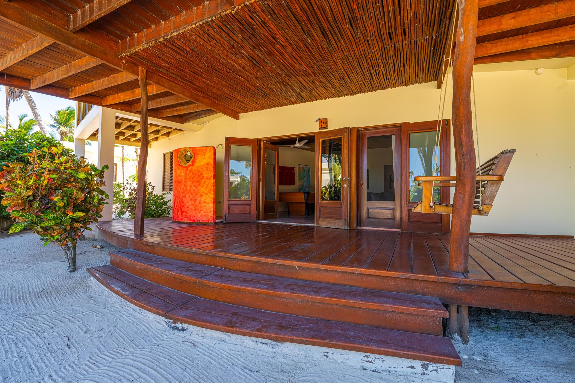 Outdoor shower lower deck