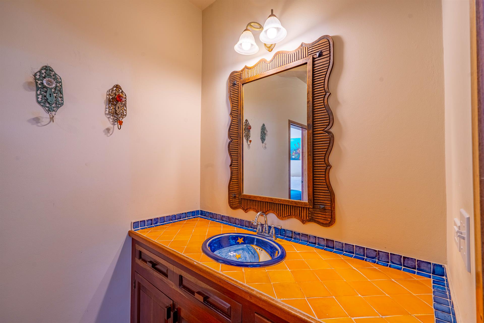 Guest bathroom ground floor