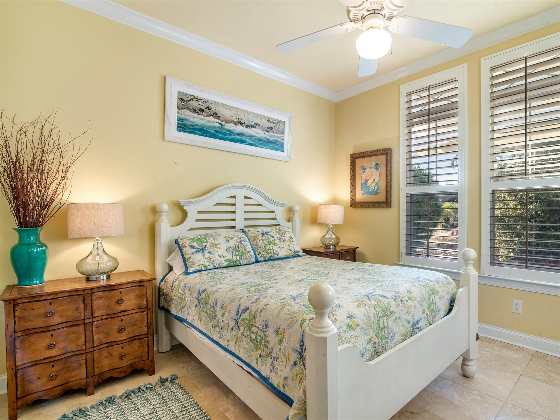 1st Floor Guest Bedroom