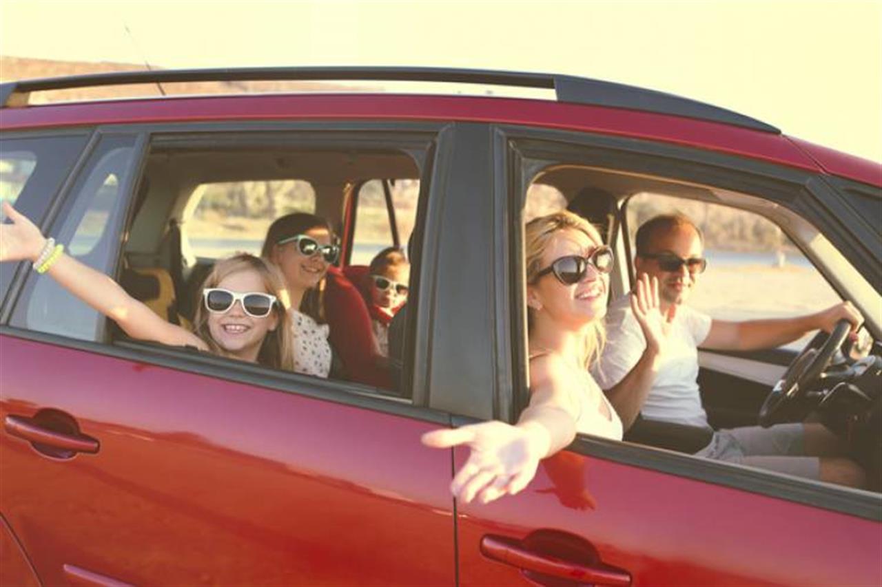 13127 Familyroadtrip B