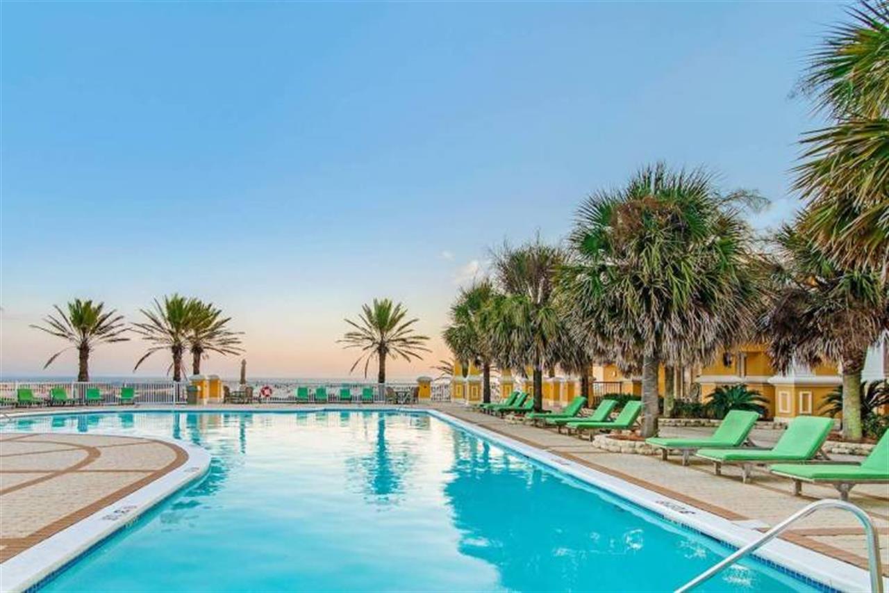 13975 Martiniquepoolphoto 1 B