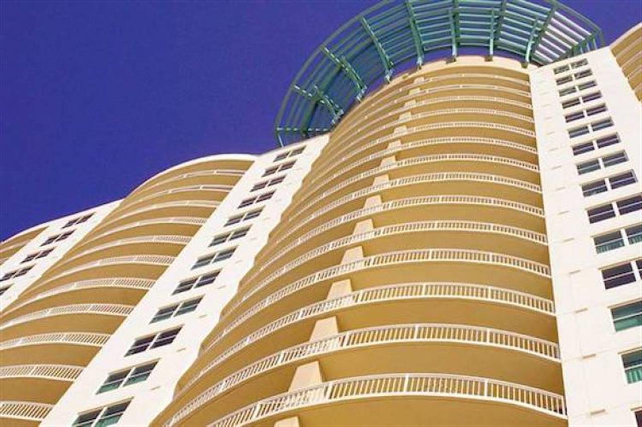 2187 Aqua Gulf Building B