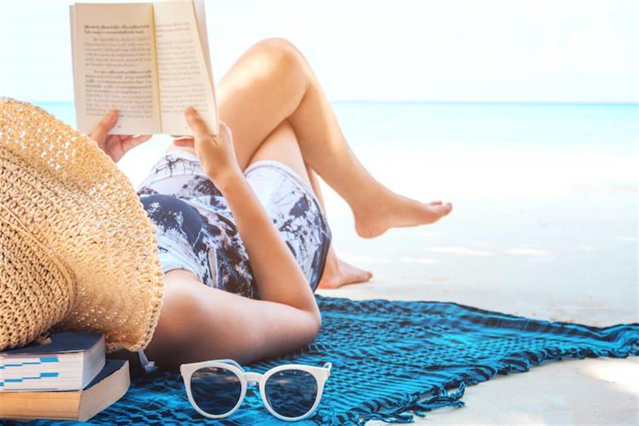 2211 Woman Reading On Beach B