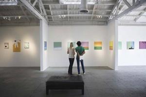 3417 Couple At Art Gallery S