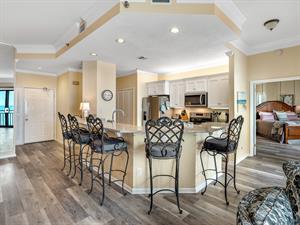 Breakfast BarKitchen