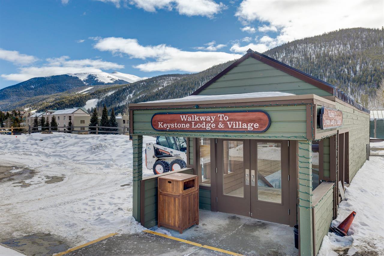 WINTER IN KEYSTONE, COLORADO – Travels with Daphne