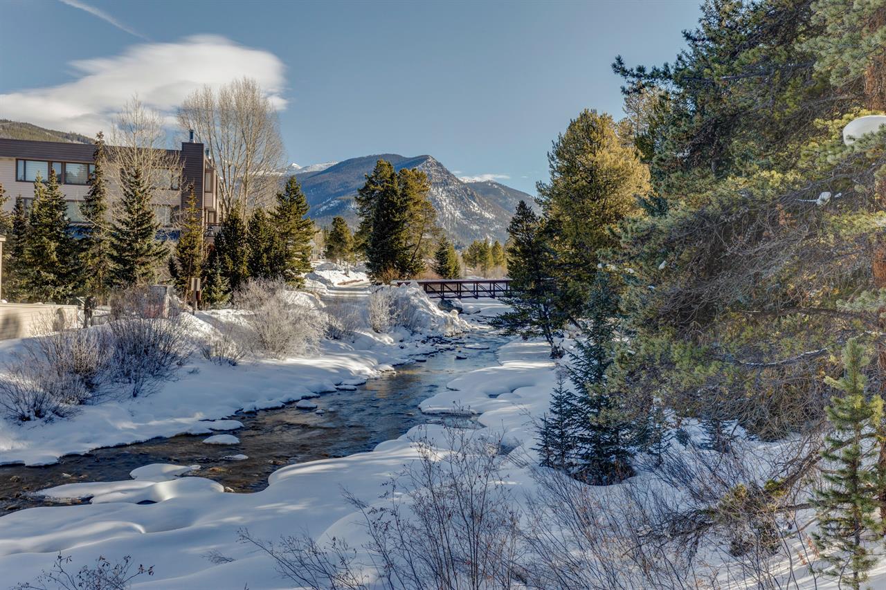 WINTER IN KEYSTONE, COLORADO – Travels with Daphne