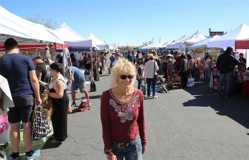 2590 Joshuatreefarmersmarket M