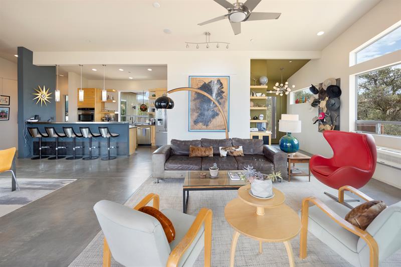 2638 Aim_media_group_low3 M