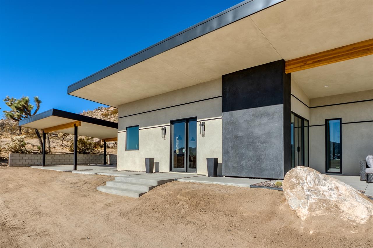 3241 Clean Lines, Wide Open Desert Views — This Joshua Tree Home Blends Modern Design With The Raw Beauty Of The High Desert