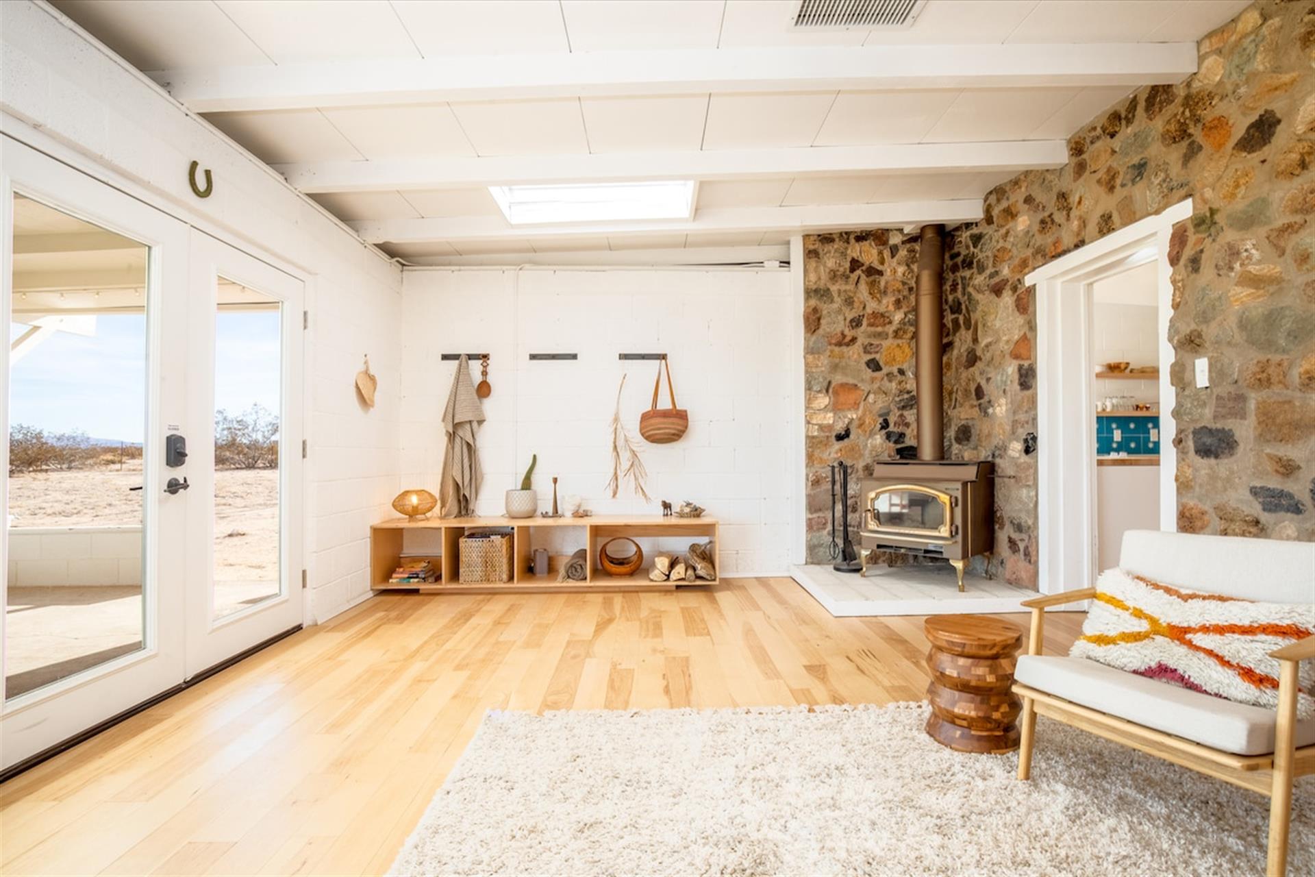 Fire place non operable
