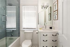 Beautifully updated ensuite bath.