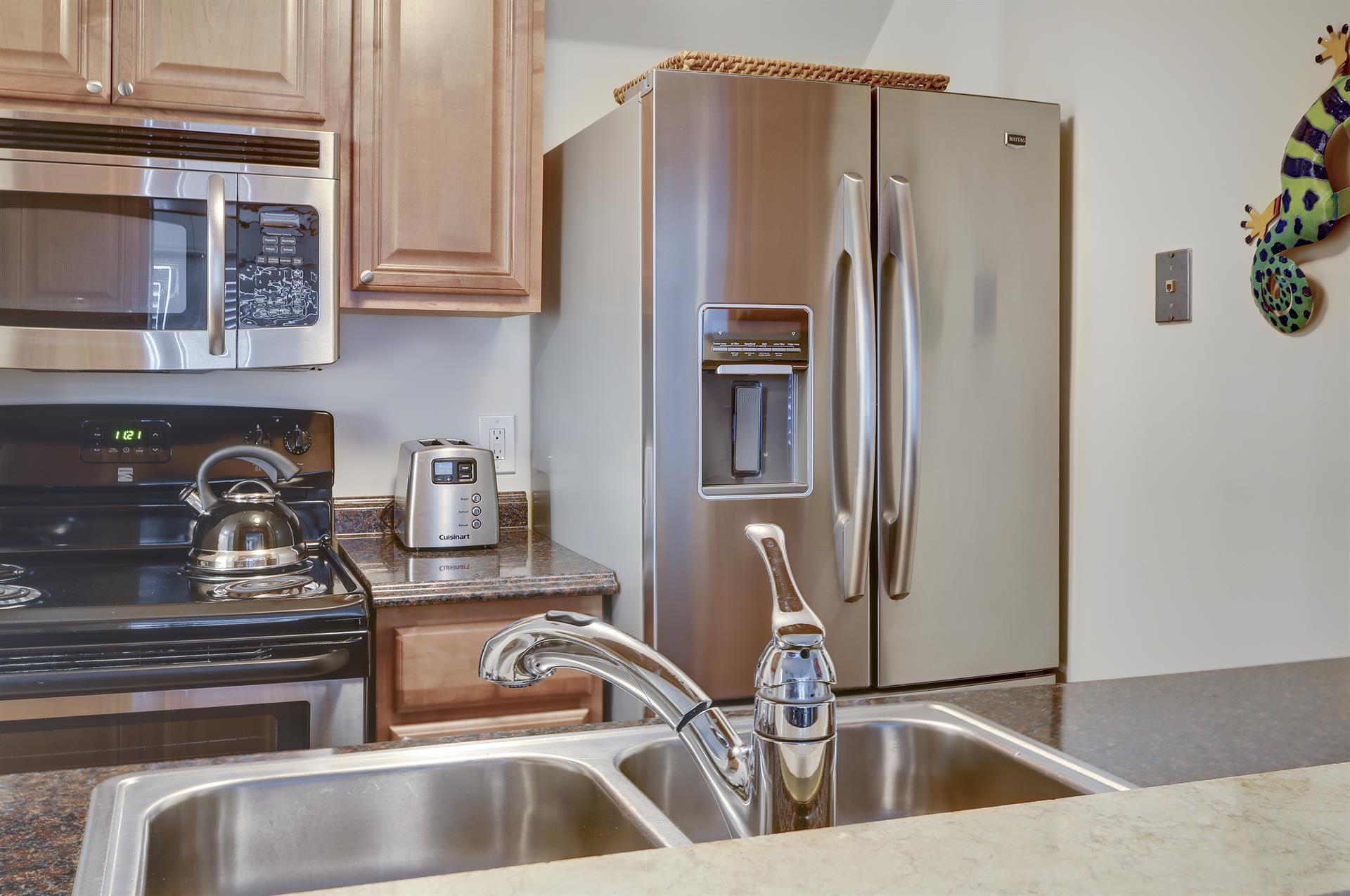 Youll find all you need for meal or snack prep.