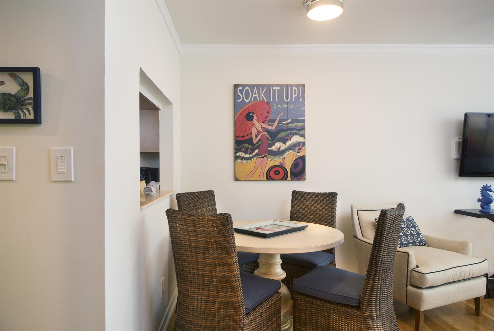 The passthrough makes serving meals a breeze