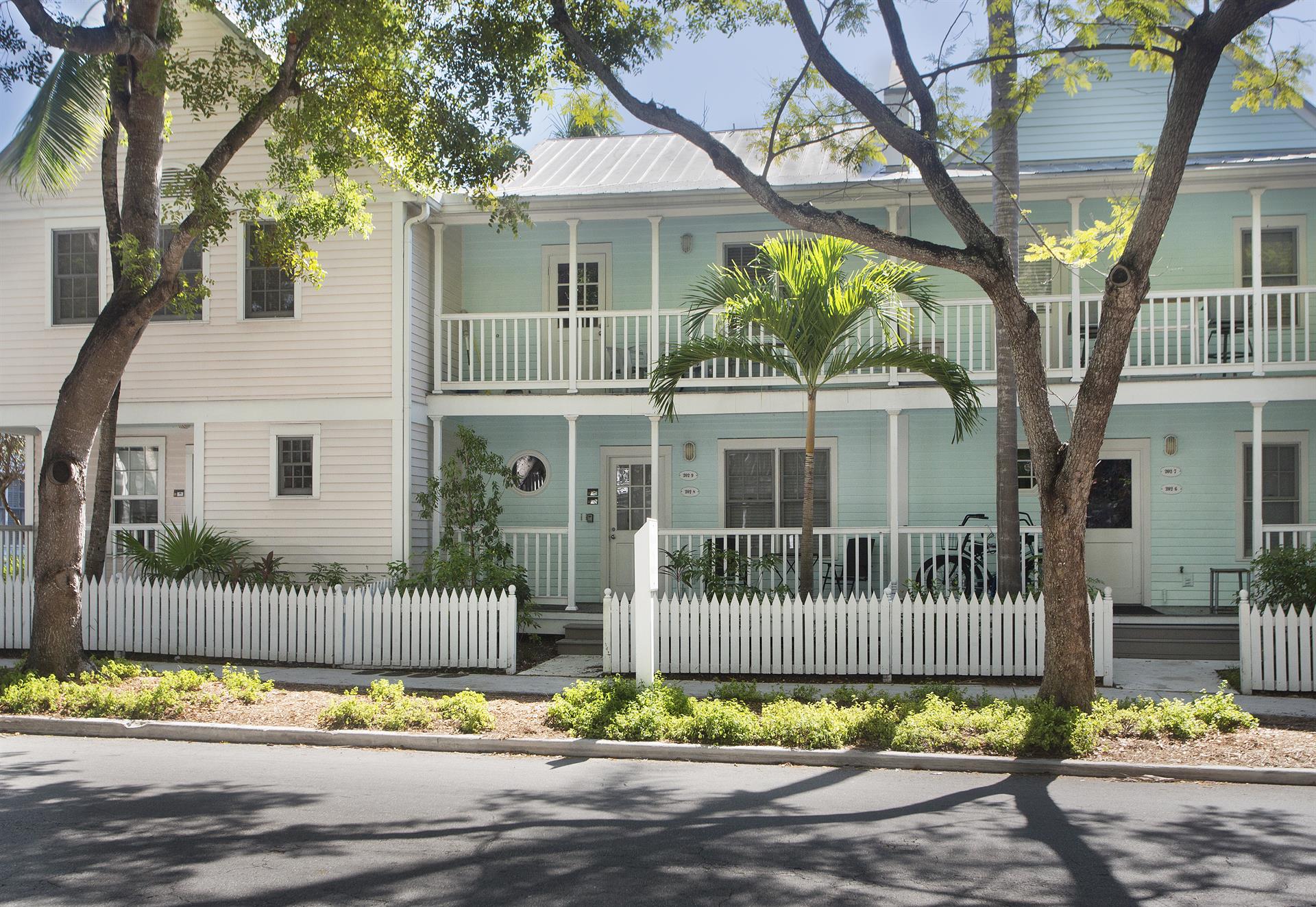 Youre just steps from iconic Key West hot spots