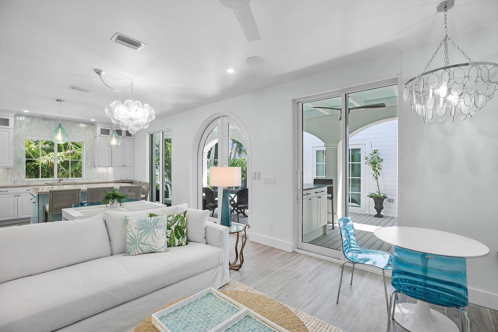 Indooroutdoor living.