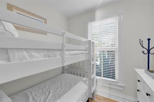 How great is this bunk room for the kids or grands