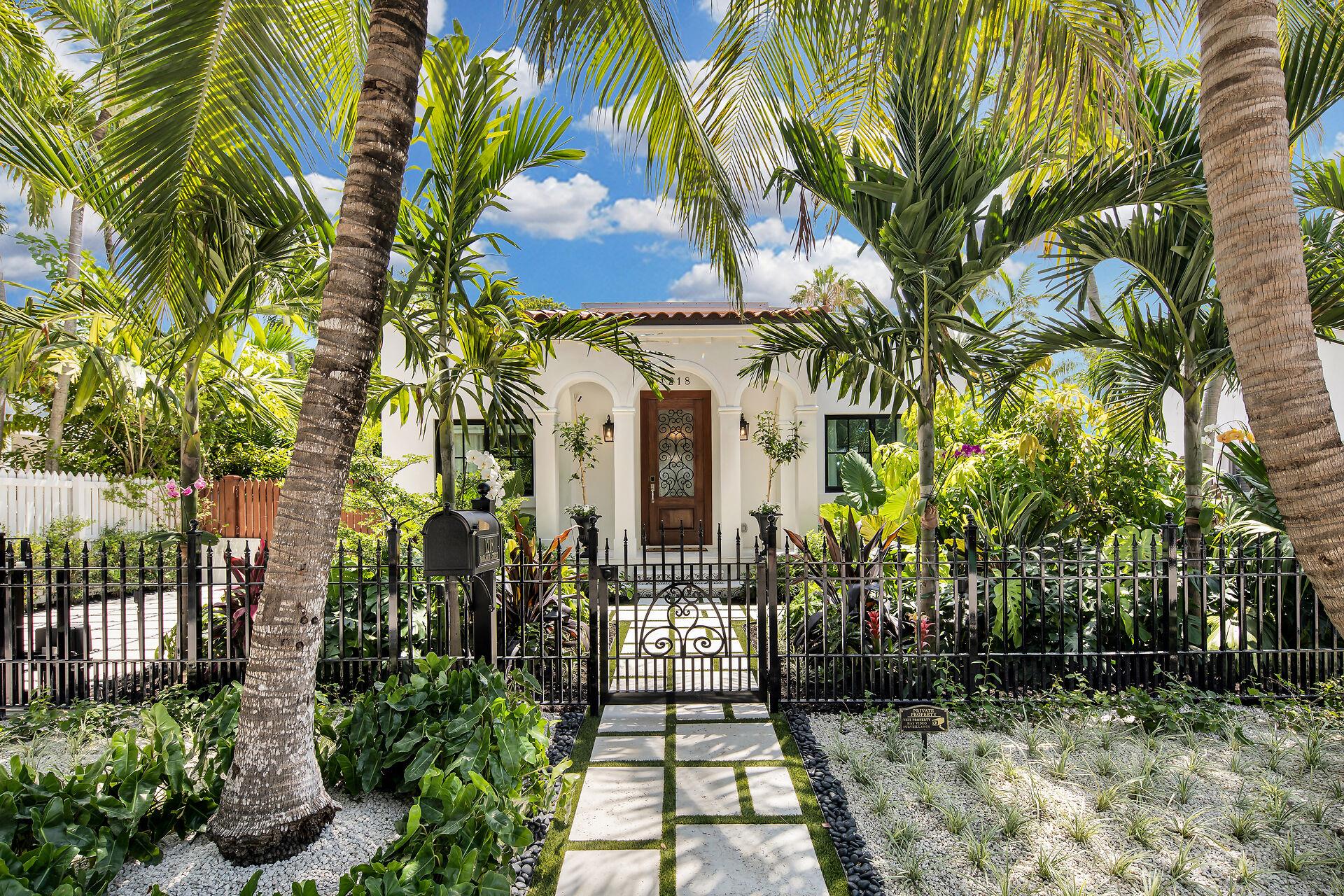 Tropical foliage provides increased privacy.